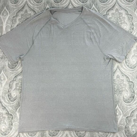 Mens Lululemon Short Sleeve - Picture 1 of 5